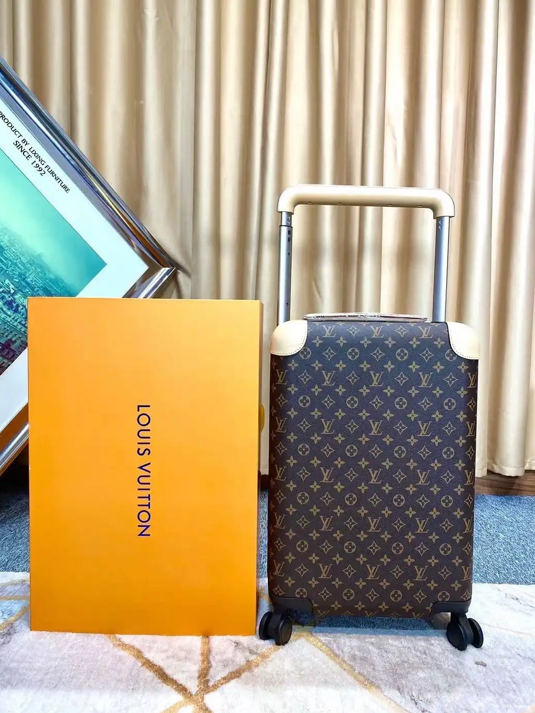 HORIZON SUITCASE 55 37L CUSTOM CABIN MONOGRAM 0501